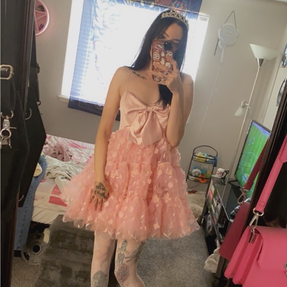 Dolls Kill Sugar Thrillz Pink Perfectly Poised Babydoll Dress size Small - Picture 5 of 6